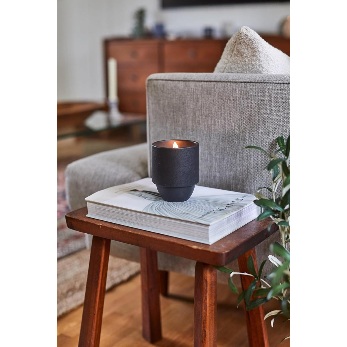 Scented Soy Candle in Reusable Ceramic Jar with Wood Wick, 11 oz Q830