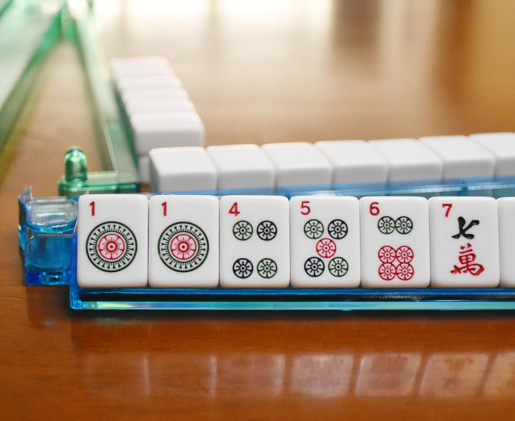 American Mahjong Set with 166 White Tiles and 4 Racks K375