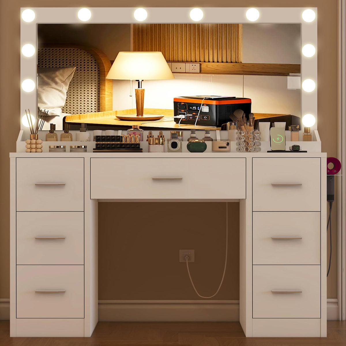White Vanity Desk with 12 LED Lights and 7 Drawers Z927